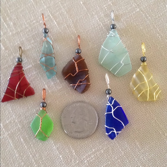 HAND CRAFTED Hematite Glass Necklace Wire Wrapped Pendant - Picture 2 of 3